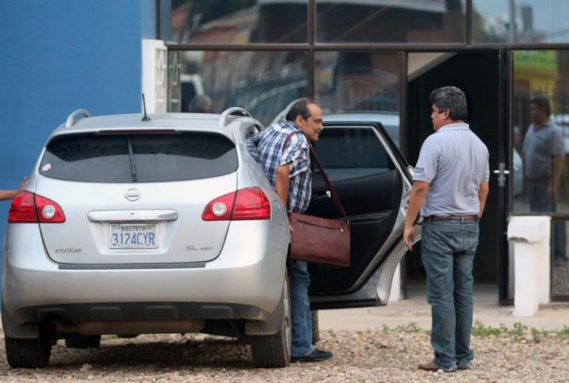 Fiscales detienen en Bolivia al gerente de la empresa dueña del avión siniestrado. Foto: EFE