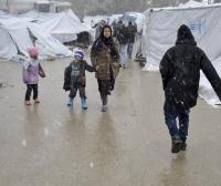 Miles de refugiados atrapados en campamentos en plena ola de frío