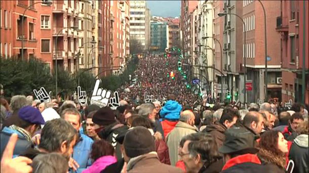 Llenan las calles de Bilbao a favor de los derechos de los presos