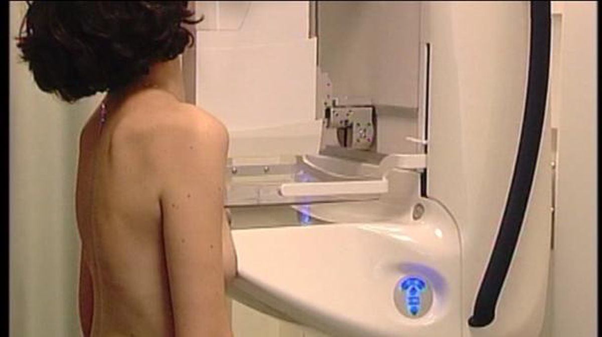 El cáncer de mama es el más frecuente en mujeres. Foto: captura de pantalla de un vídeo de EiTB. 