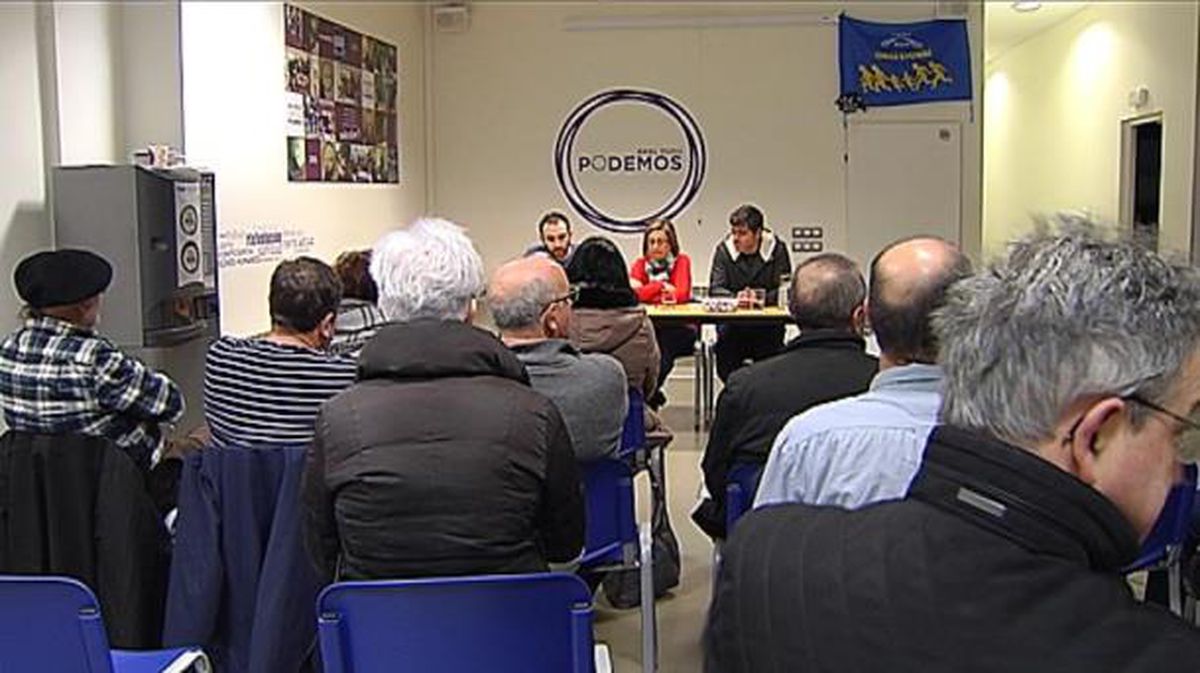 Reunión de la asamblea de Podemos en Vitoria. Foto: EITB