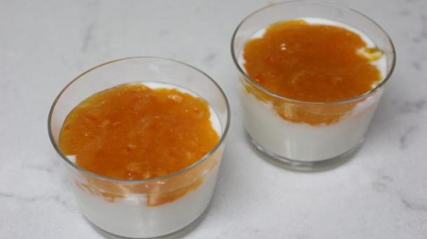 Mermelada de naranja para un yogur