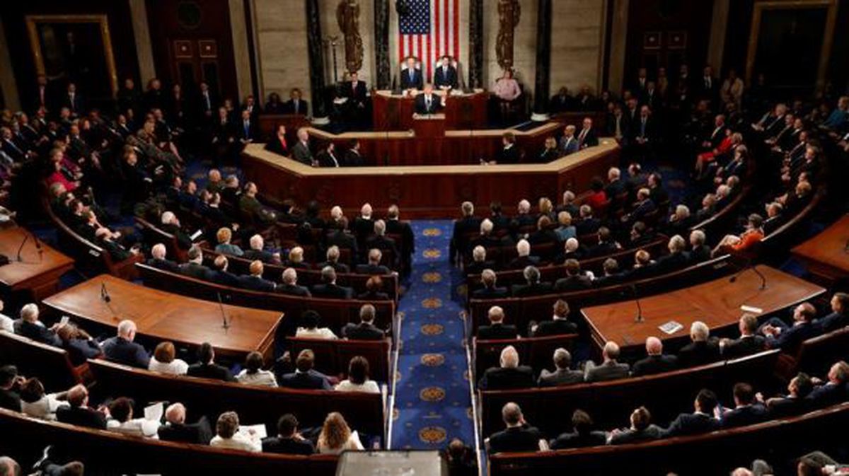 Gran expectación ante el primer discurso del presidente estadounidense en el Capitolio. Foto: EFE