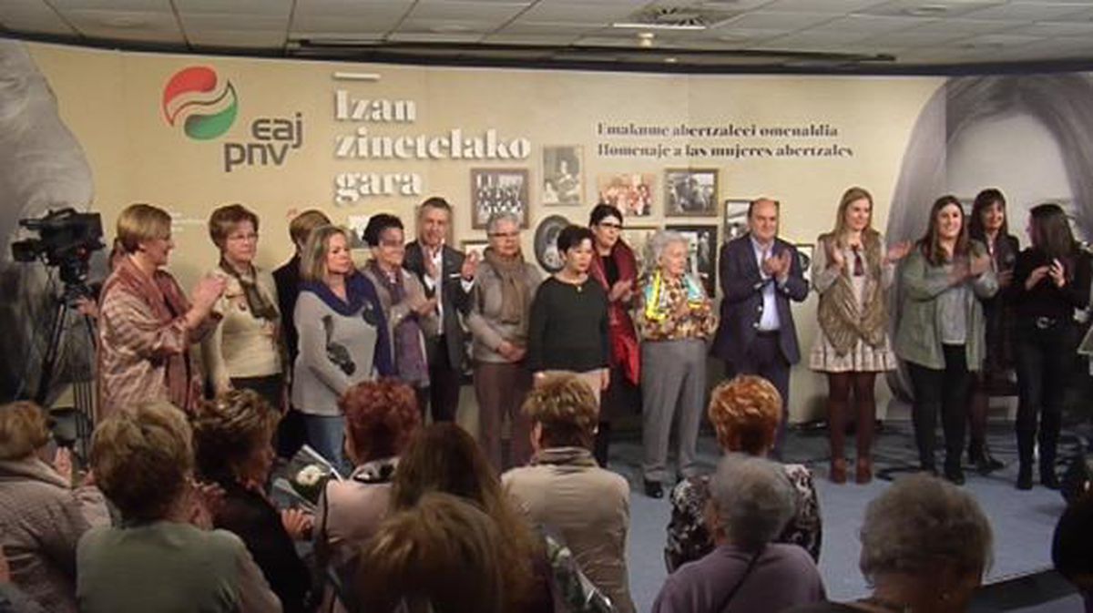 Homenaje del PNV a las mujeres de su partido. Foto: EiTB