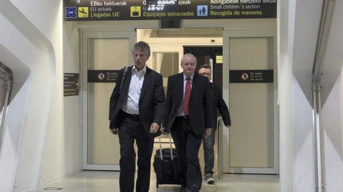 Powell y McGuinness, en una visita a Euskadi en 2014. Foto: EFE