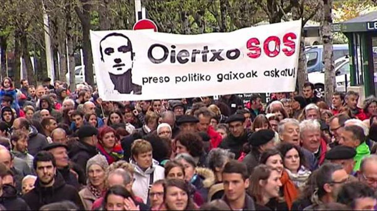 Movilización por la liberación de Oier Gómez en Baiona. Foto: EITB