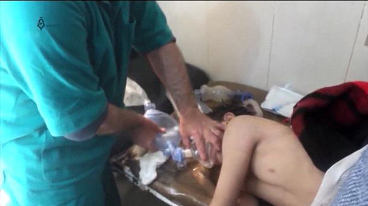 HRW denuncia que algunos ataques se han dirigido contra la población civil siria. 