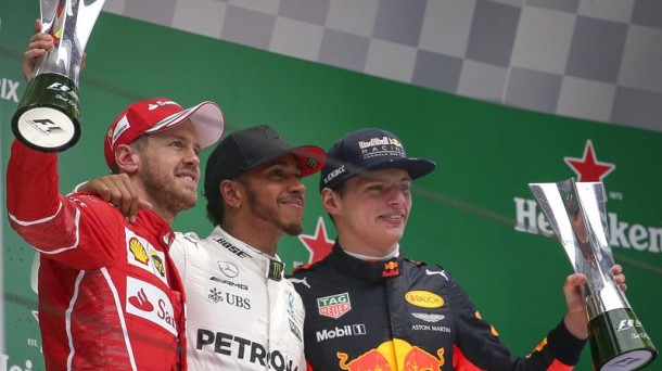 Hamilton, Vettel eta Verstappen, podiumean. Argazkia: Efe.