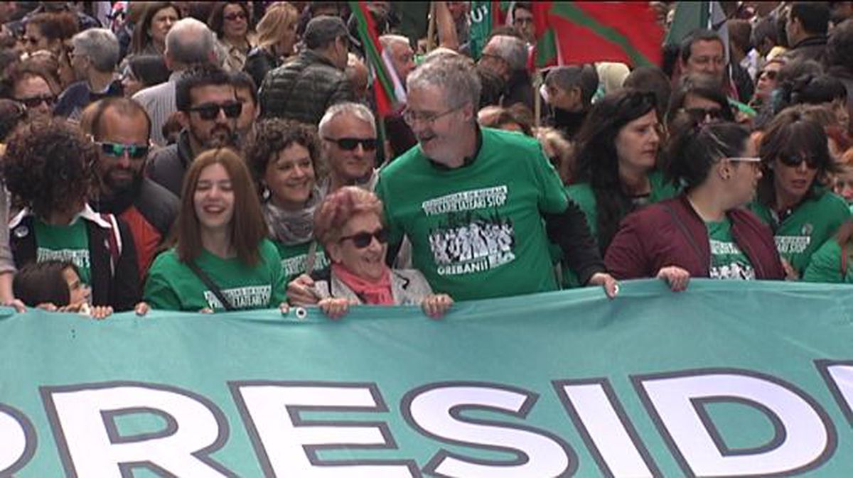 Manifestación convocada por ELA en Bilbao, momentos antes de iniciar. Foto: @elasindikatua