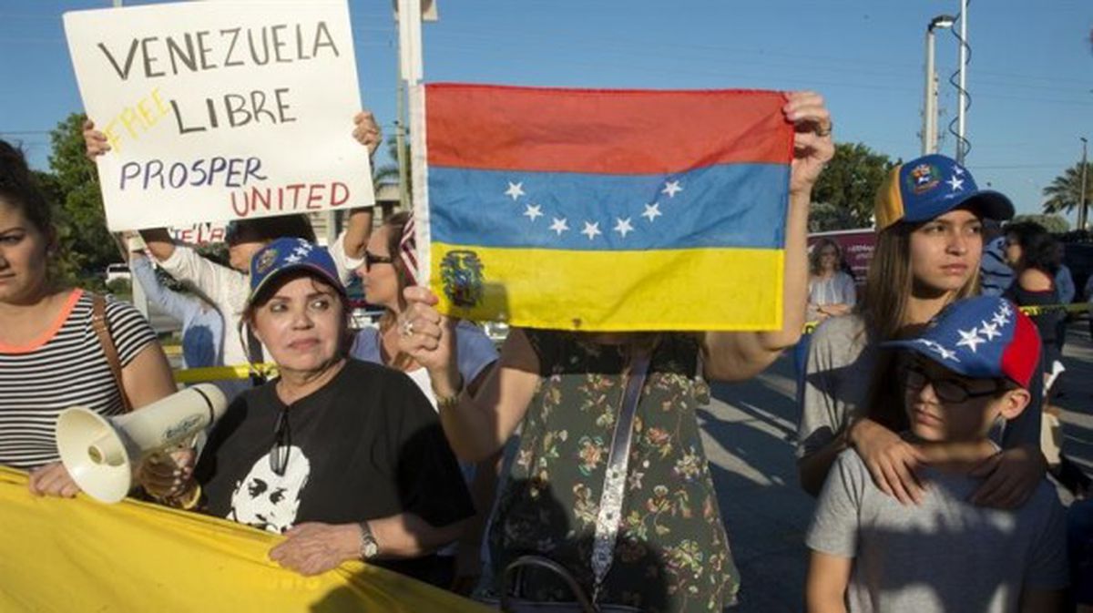 Nicolas Maduroren aurkako manifestazioa, Venezuelan. Argazkia: EFE