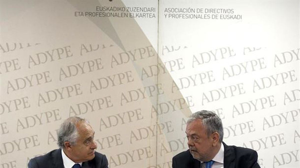 Pedro Azpiazu, hoy, en una conferencia de Adype. EFE. 