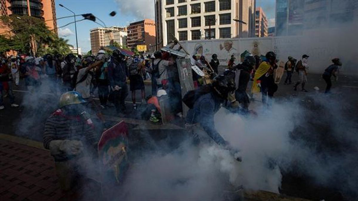 Protestak Caracasen. EFE
