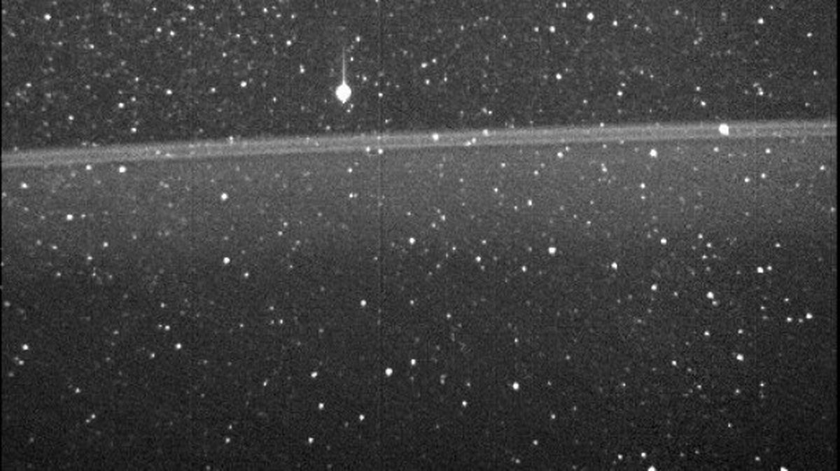 Junok Jupiterreko eraztunetik ateratako argazkia. Argazkia: NASA