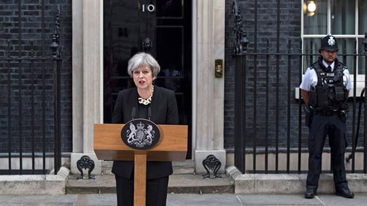 Theresa May, durante su comparecencia en Downing Street. Foto: EFE