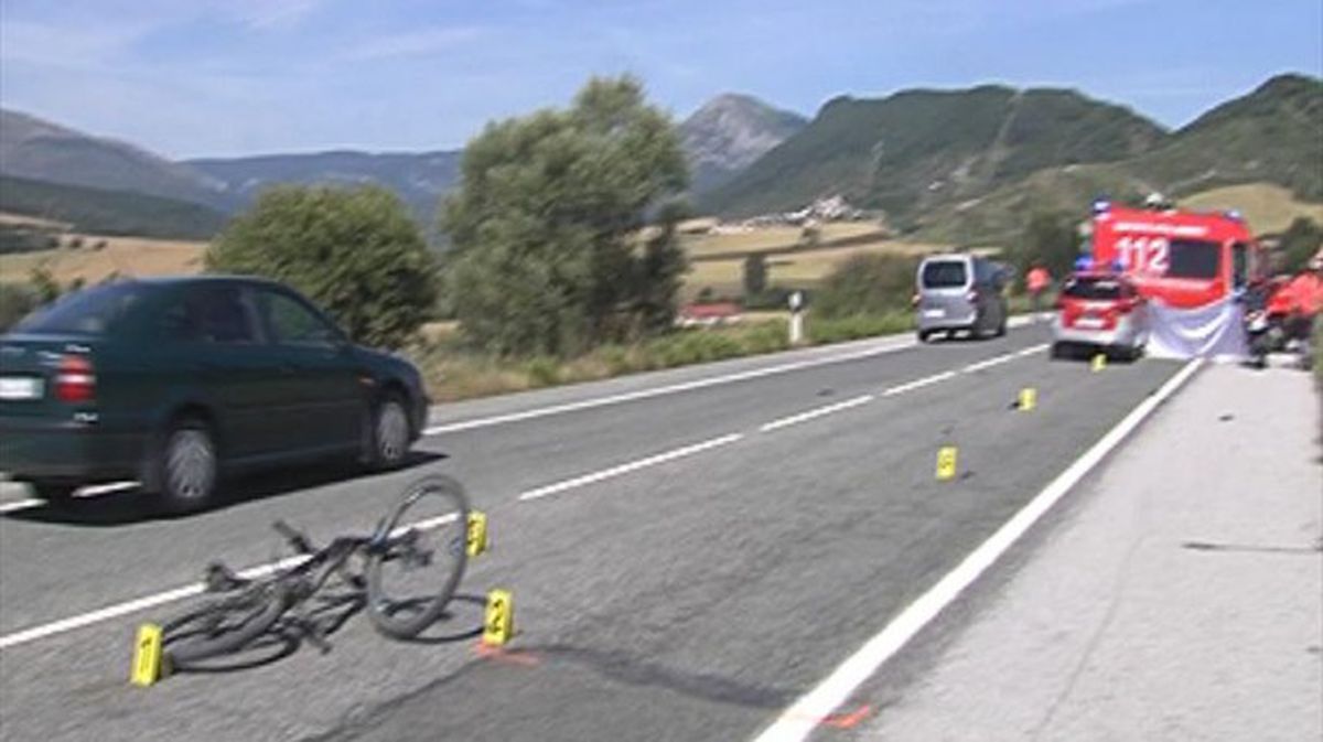 Atropello a un ciclista en Navarra