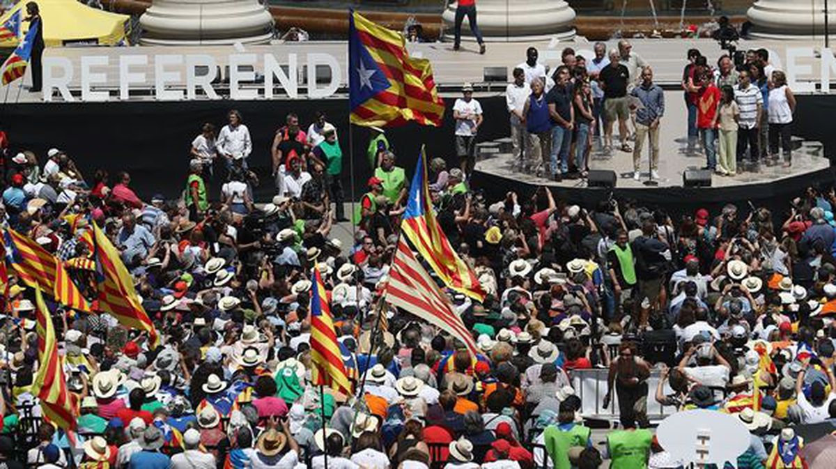 Josep Guardiola ha sido el encargado de leer el manifiesto del acto. EiTB