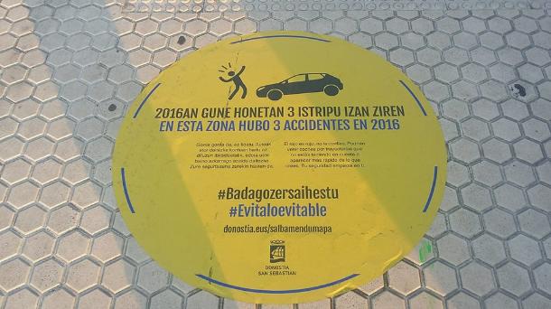 Original campaña contra los atropellos en las calles donostiarras.