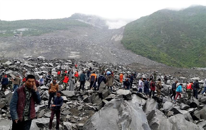 Un deslizamiento de tierra deja al menos 120 desaparecidos en China