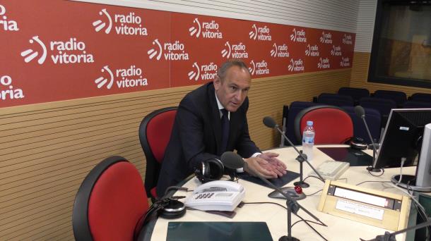 "Madrid está cumpliendo los acuerdos sobre el TAV pero sin entusiasmo"