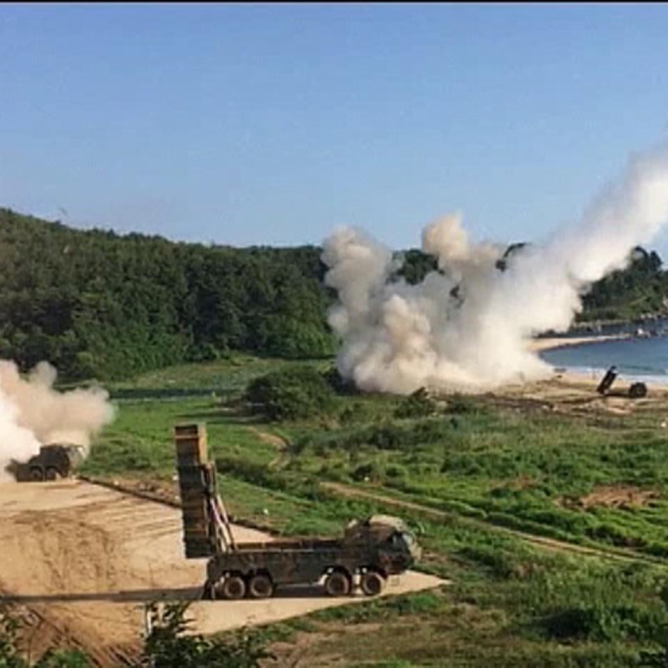 Hego Korean izandako misil jaurtiketa. Argazkia: Efe