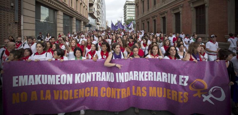 Manifestación en Pamplona contra las agresiones sexuales de sanfermines. Foto: EiTB