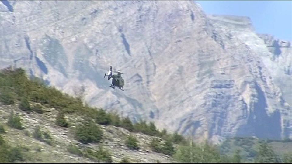Uno de los helicópteros que ha participado en los trabajos de rescate. Foto: EiTB.