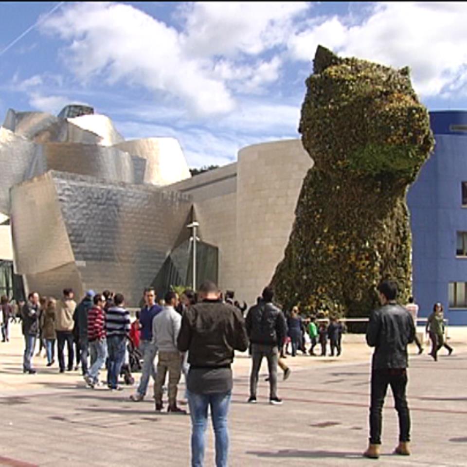 Turistak Guggenheimen