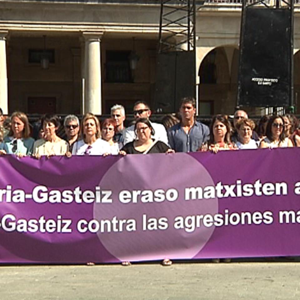 Concentración contra las agresiones sexuales en Gasteiz