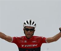 Contadorrek garaipen handi batekin esan du agur Froomen lehenengo Vueltan