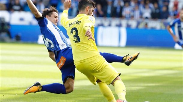 El Alavés se ha enfrentado en casa a rivales que compiten en Europa, entre ellos el Villareal. EFE
