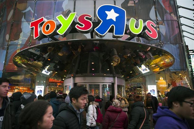 Toys 'R' Useko dendaren ateak Times Squaren, New Yorken. Argazkia: EFE