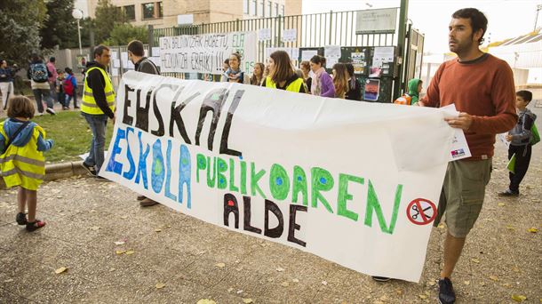 Movilización en Gasteiz a favor de una escuela pública inclusiva