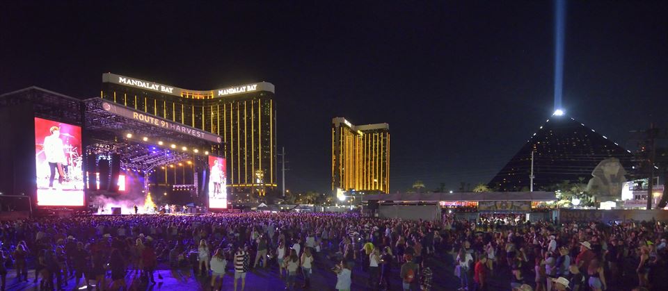 59 pertsona hil dituzte Las Vegasen, AEBko historiako tiroketa larrienean