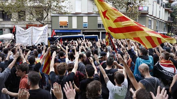 Las primeras consecuencias de la crisis catalana y la reforma fiscal