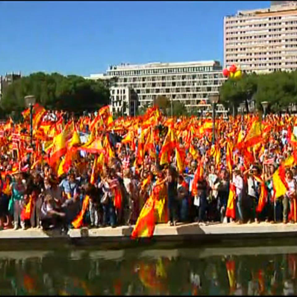 Concentración en Madrid 'en defensa de la nación y la Constitución'