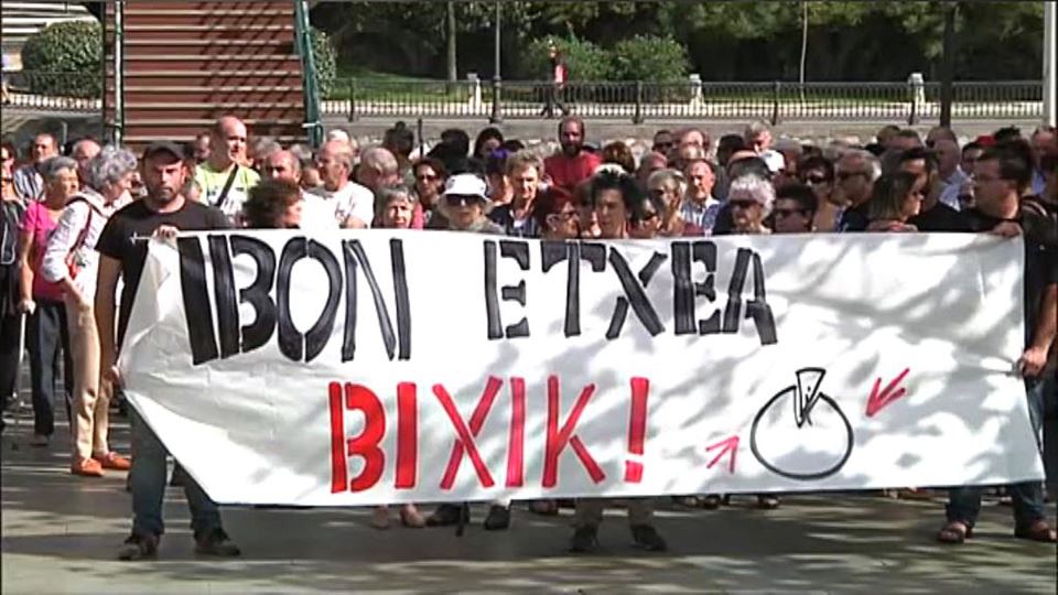 Imagen de archivo de una manifestación en Ondarroa. Foto: EiTB