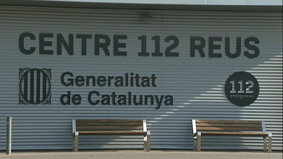 La Guardia Civil entra en la sede del 112 en Reus. 