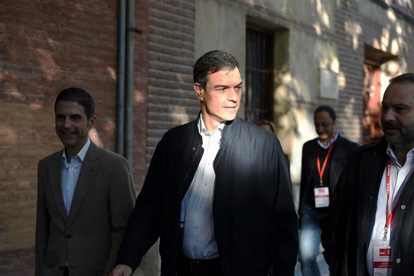 Pedro Sánchez, a su llegada al Comité Federal del PSOE. Foto: EFE. 
