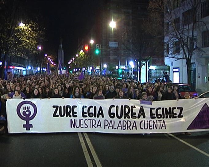 Concentración en Donostia contra la violencia de género. Foto: EiTB