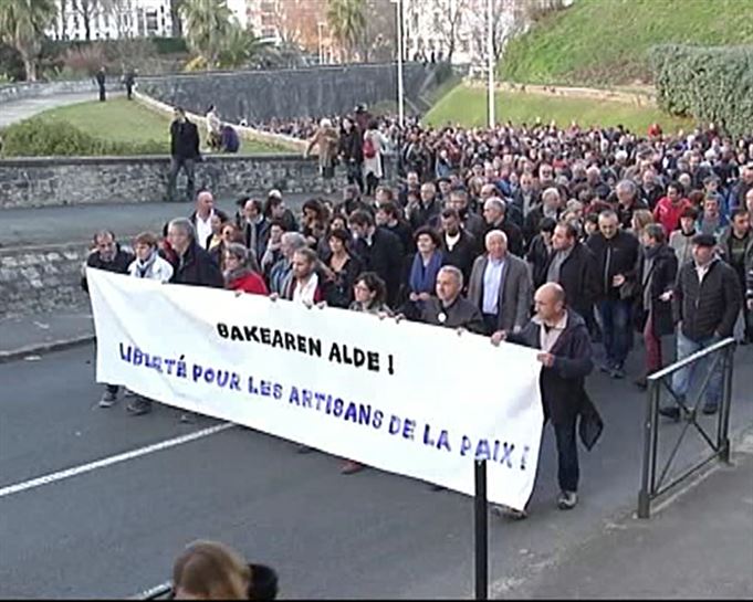 Presoen manifestazioa Frantzian