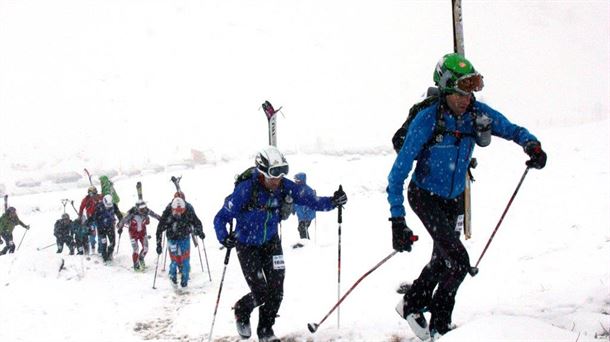 Con Unai Ugartemendia conocemos ALTITOY, una carrera de esqui de montaña