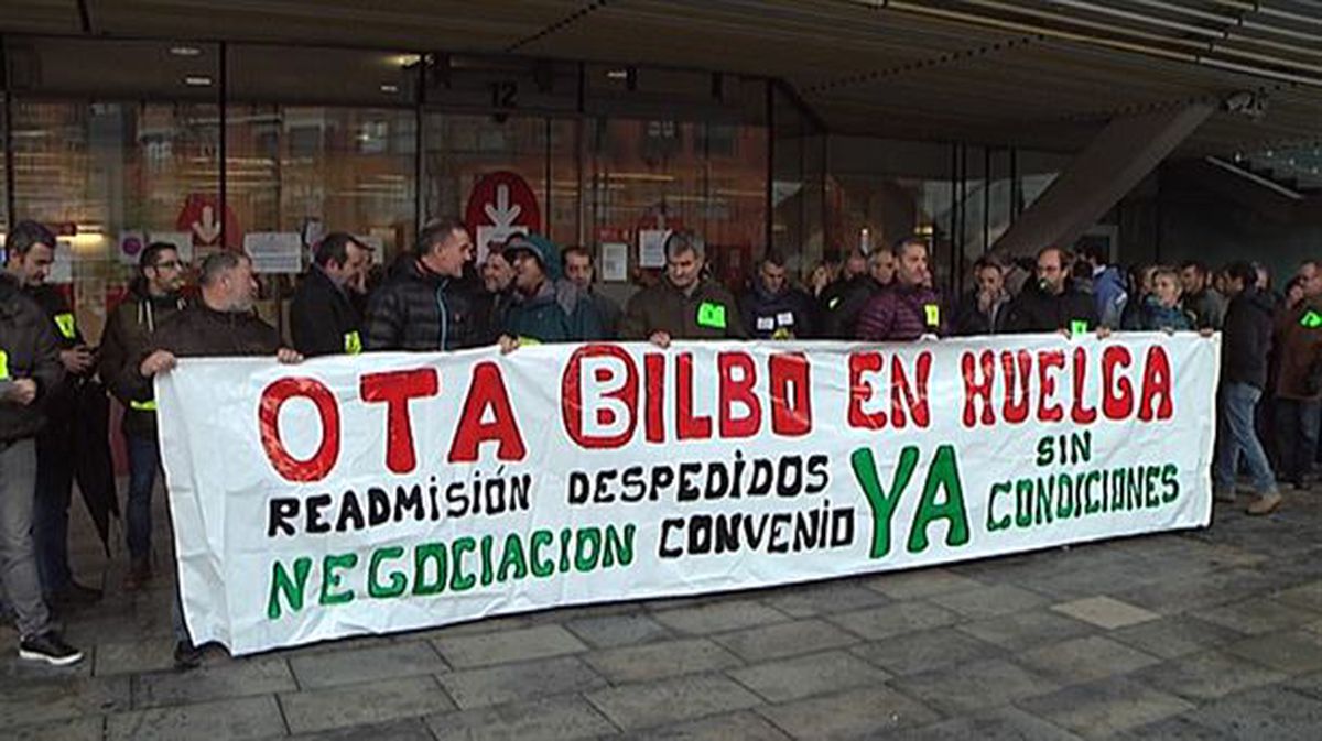 Trabajadores de la OTA en Bilbao 