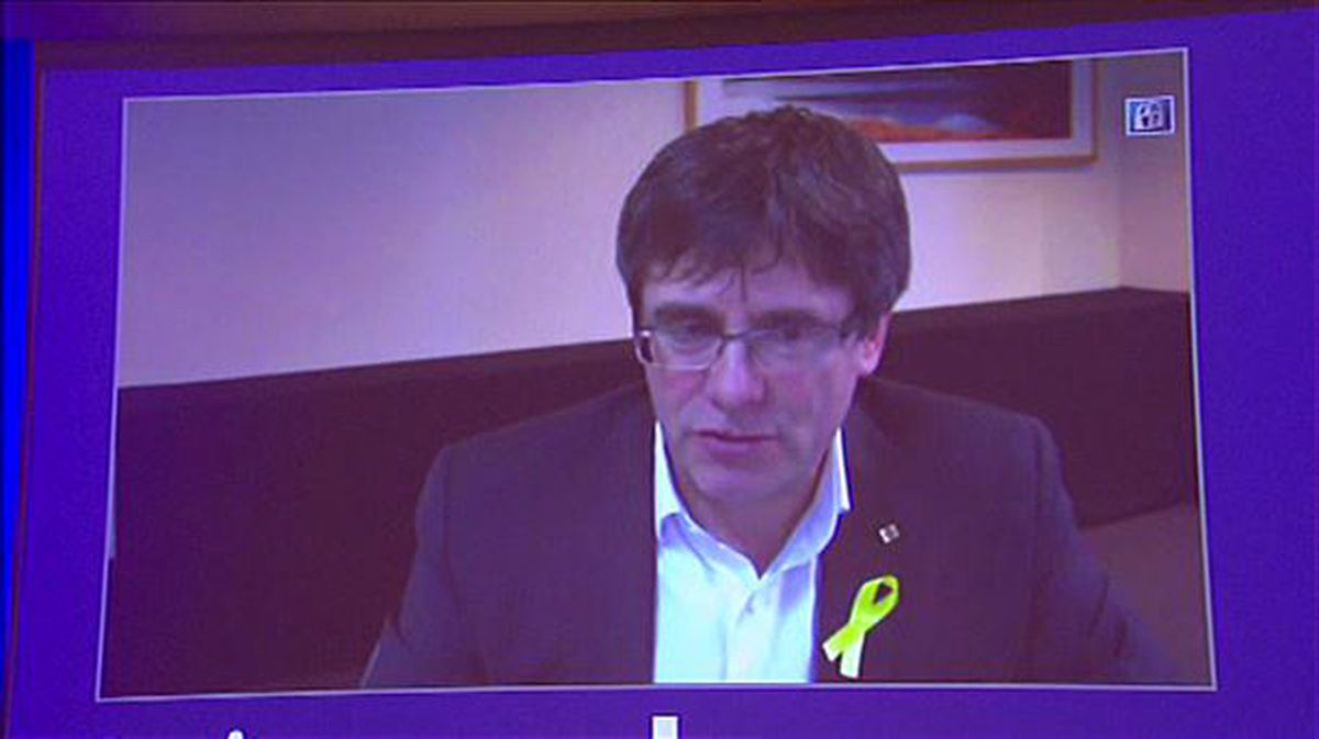 Artur Mas eta Carles Puigdemont, gaur goizeko ekitaldian. Argazkia: EFE