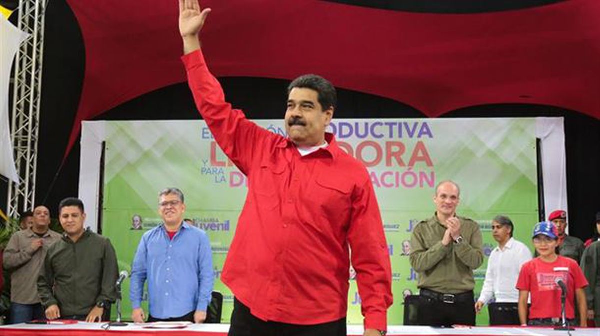 Nicolas Maduro atzo, asteazkena, gobernu ekitaldi batean.