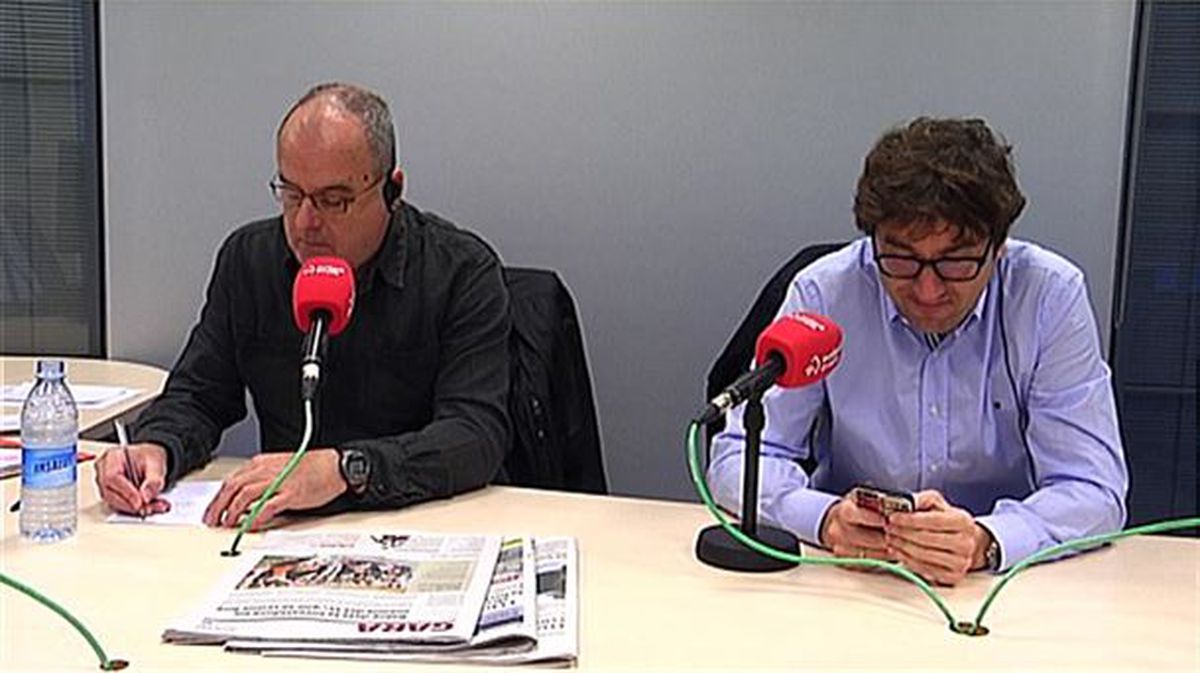 Joseba Egibar eta Eneko Andueza Radio Euskadiko tertulian. Argazkia: EiTB