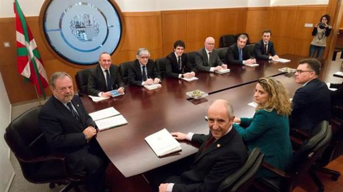 Reunión del Consejo Vasco de Finanzas (CVF). Foto:EFE