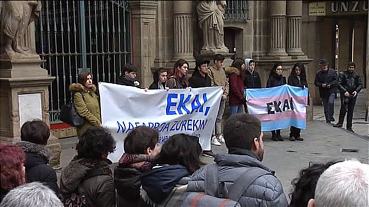 Imagen de la concentración de Pamplona en recuerdo a Ekai. Foto: EiTB