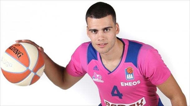 Nikola Rebic, nuevo jugaor del Bilbao Basket. Foto: @CDBILBAOBASKET