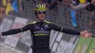 Yates gana la quinta etapa de la Tirreno; Kwiatkowski, nuevo líder