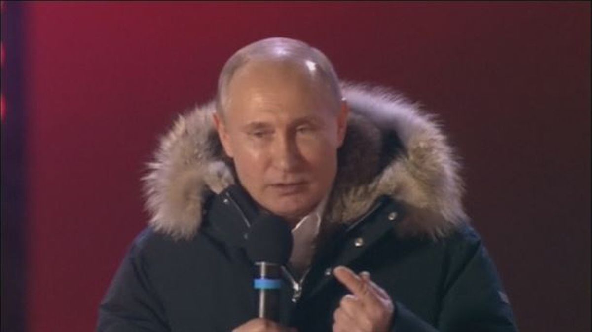 Vladimir Putin, emaitzak ezagutu ostean egin duen ekitaldian